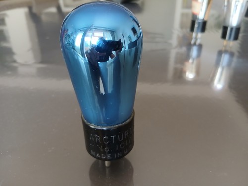 One tube used arcturus blue - tube,